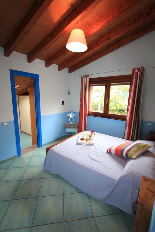 Villa Michela Tra Cielo E Mare Gaeta Ruang foto